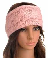 Lichtroze gebreide winter hoofdband met kabelpatroon voor dames